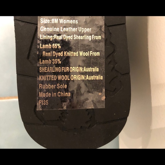 SOLD. New Tamarac black shearling boots. - Picture 5 of 5